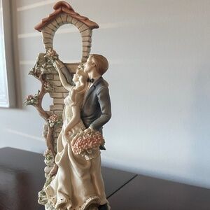 Giuseppe Armani Wedding Statue